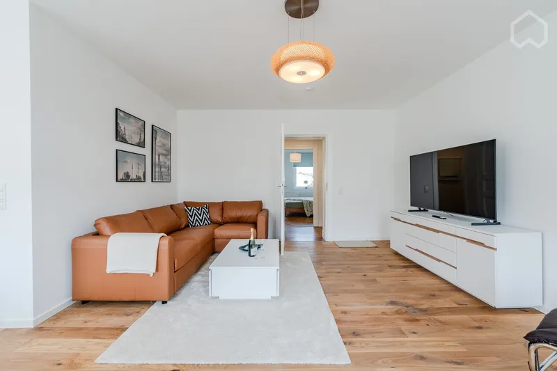Mitten im Geschehen: 2-Zimmer-Wohnung in Berlin-Mitte — photo 1
